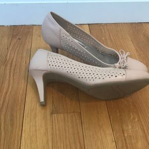 light pink comfort plus heels